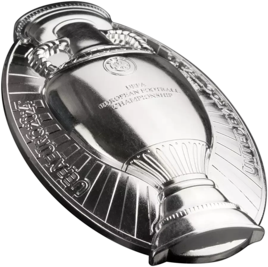 Монета "Кубок UEFA 2024", 2024 г., Серебро, 93,3 гр., проба 999, СОЛОМОНОВЫ ОСТРОВА